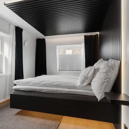 Elegant Midt I * 波多