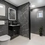 Elegant Midt I